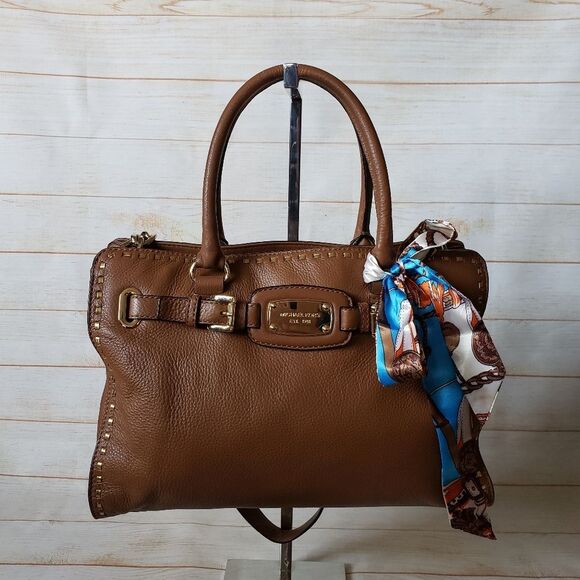 Michael Kors Leather Satchel Crossbody Handbag Pebbled Gold Tone Chain Hardware - Picture 3 of 16